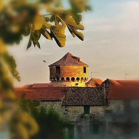 Dida Roko, Rustikalni Apartman S Terasom Kaštela Zewnętrze zdjęcie