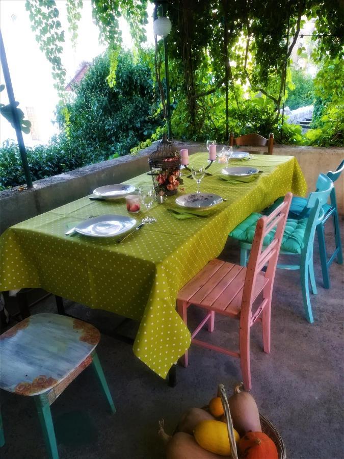 Dida Roko, Rustikalni Apartman S Terasom Kaštela Zewnętrze zdjęcie